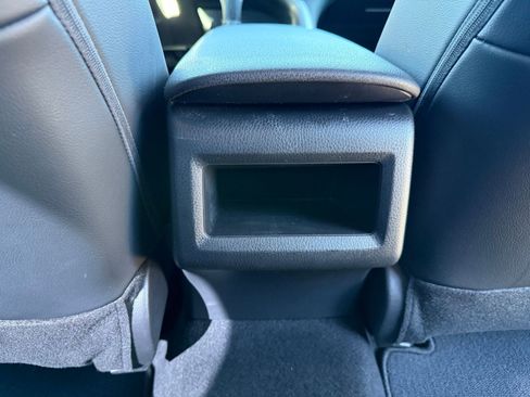 Used 2022 Toyota Camry SE w/ Carpet Mat Package (TMS) image 34