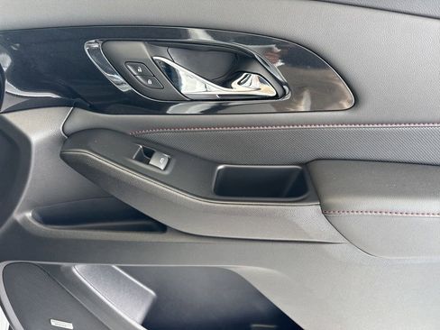 Used 2023 Chevrolet Traverse RS image 20