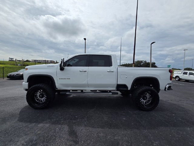 Used 2022 Chevrolet Silverado 2500 High Country w/ Z71 Off-Road Package AWD/4WD image 8