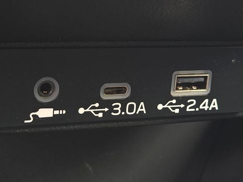 Certified 2025 Subaru Forester Premium AWD/4WD image 16