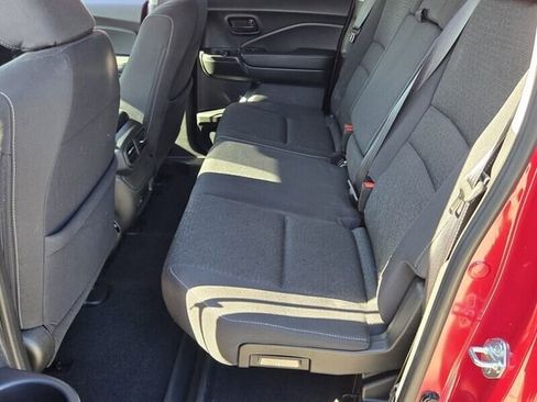 Used 2025 Honda Ridgeline Sport image 12