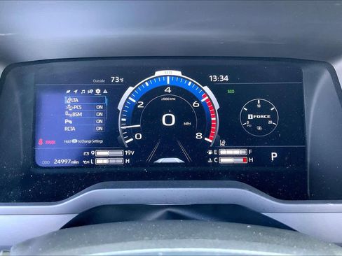 Used 2024 Toyota Tundra Limited image 24