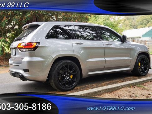 Used 2017 Jeep Grand Cherokee SRT AWD/4WD image 9