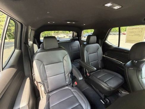 Used 2023 Chevrolet Traverse LT AWD/4WD image 28