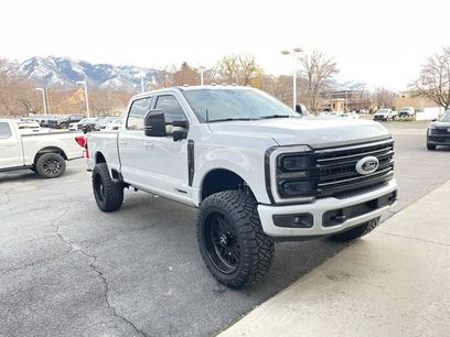 New 2026 Ford F350 Platinum w/ Tremor Off-Road Package