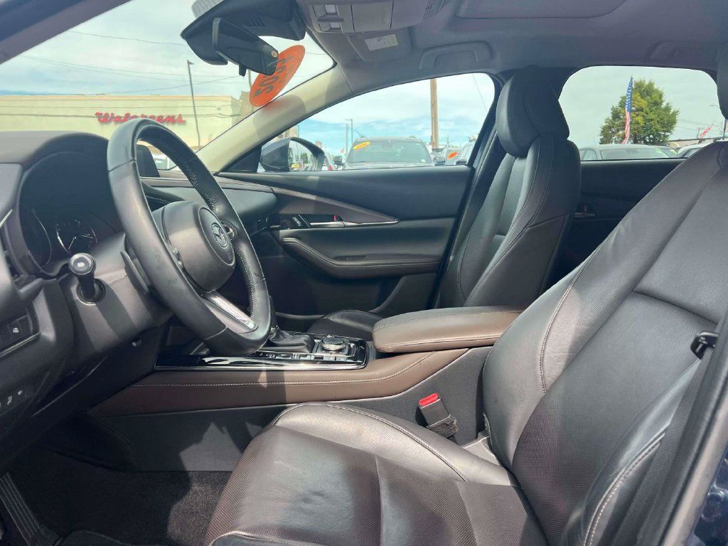 Used 2021 MAZDA CX-30 AWD 2.5 S w/ Premium Package image 17