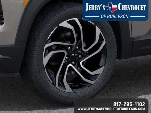 New 2026 Chevrolet TrailBlazer RS w/ Convenience Package FWD image 11