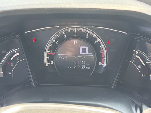 Used 2018 Honda Civic LX image 21