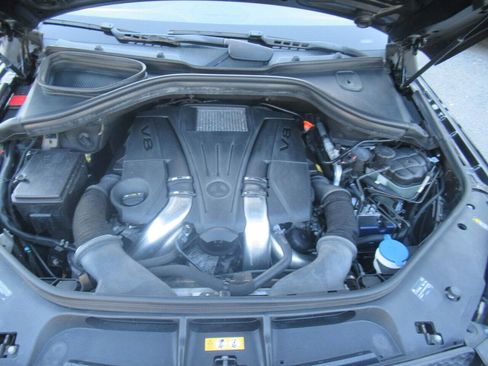 Used 2014 Mercedes-Benz GL 450 4MATIC image 15