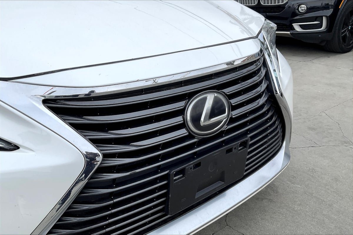 Used 2017 Lexus ES 350 FWD image 28