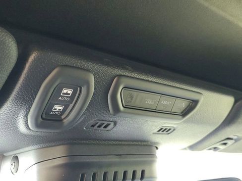 Used 2023 Jeep Wrangler Unlimited Sport AWD/4WD image 23