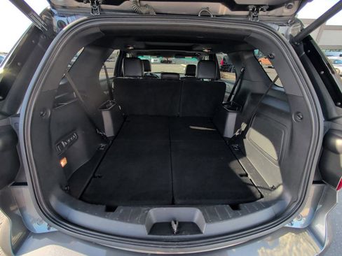 Used 2017 Ford Explorer Sport w/ Equipment Group 401A image 17