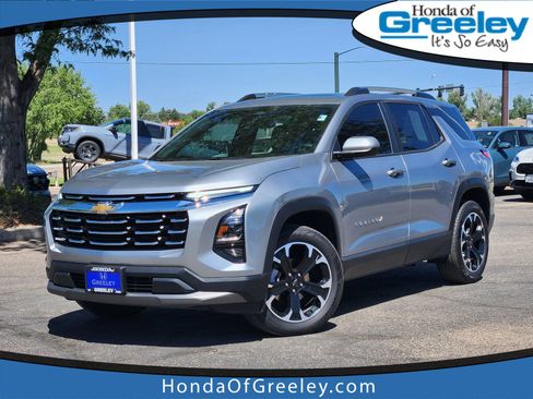 Used 2025 Chevrolet Equinox LT w/ Convenience Package II AWD/4WD image 1