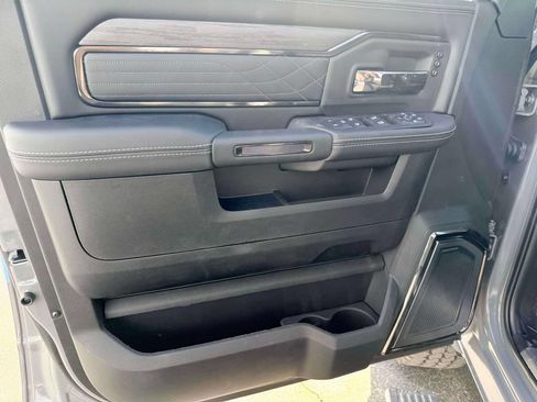 New 2026 RAM 2500 Limited AWD/4WD image 14