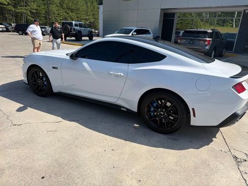 Used 2024 Ford Mustang GT RWD image 22