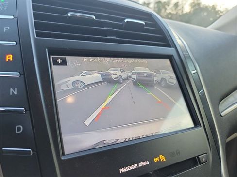 Used 2017 Lincoln MKC Reserve image 27