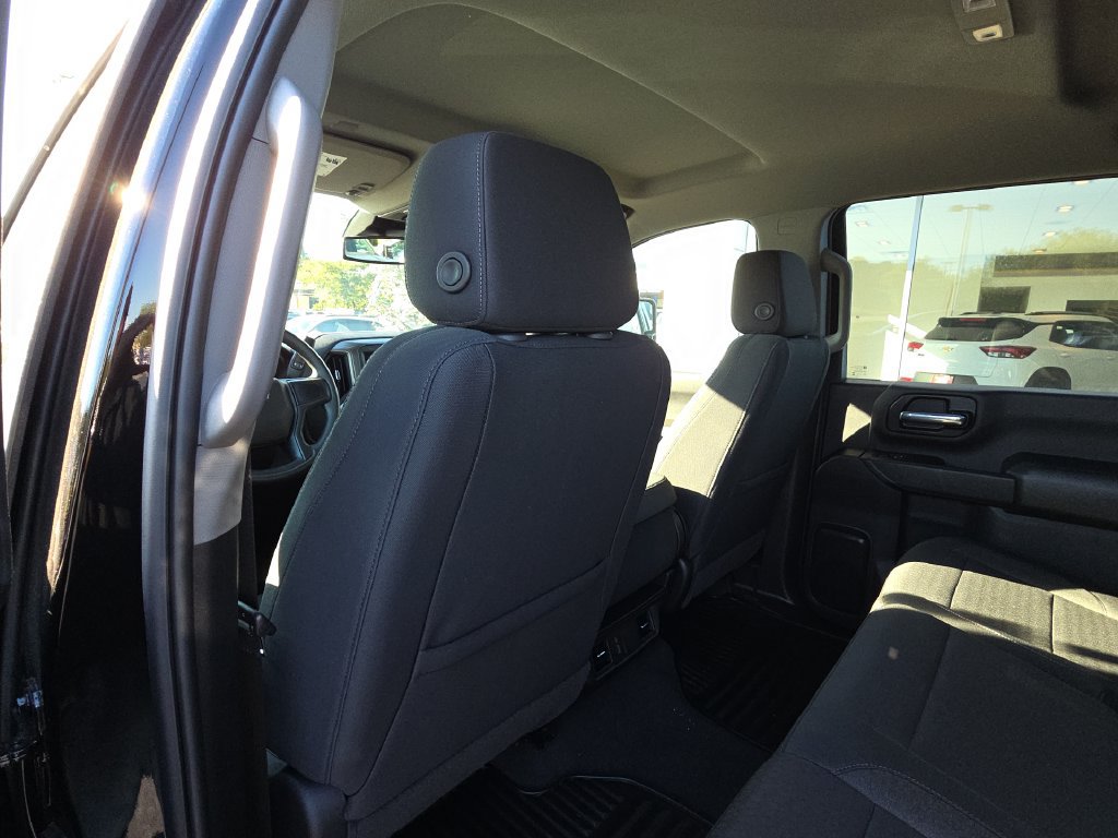 New 2026 Chevrolet Silverado 2500 Custom w/ Custom Value Package AWD/4WD image 27
