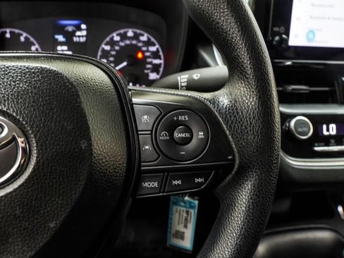 Used 2024 Toyota Corolla LE FWD image 32