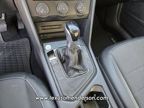Used 2022 Volkswagen Taos SE FWD image 30