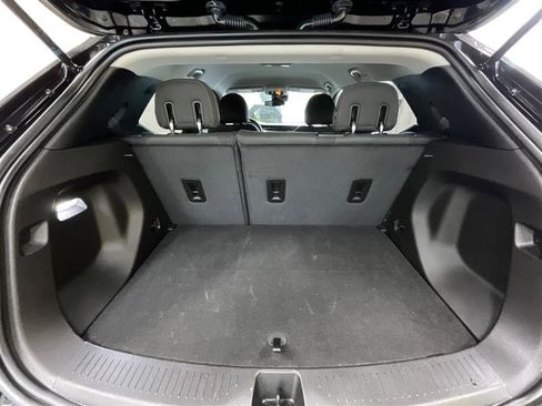Used 2023 Chevrolet Bolt EUV LT w/ Driver Confidence Package FWD image 23