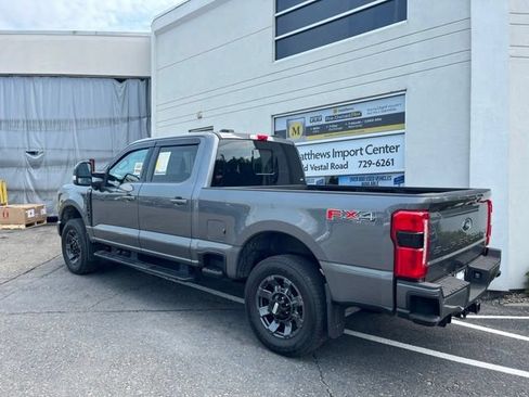Used 2023 Ford F250 Lariat w/ Lariat Ultimate Package AWD/4WD image 3