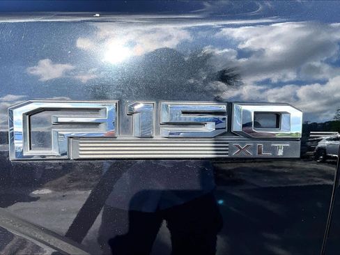 Used 2020 Ford F150 XLT w/ Equipment Group 302A Luxury AWD/4WD image 30