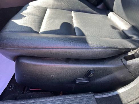 Used 2010 Mercedes-Benz C 300 Sedan image 9