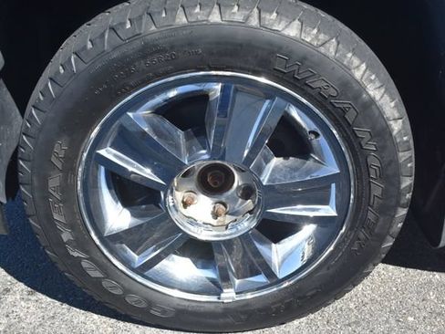 Used 2009 Chevrolet Tahoe LTZ AWD/4WD image 48
