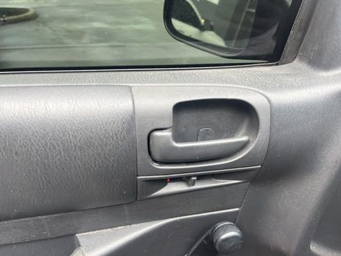 Used 2002 Dodge Dakota 2WD Regular Cab image 13