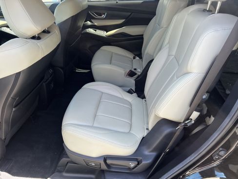 Used 2024 Subaru Ascent Limited AWD/4WD image 27