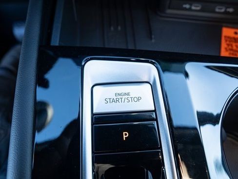 New 2026 Volkswagen Atlas Cross Sport SE image 22