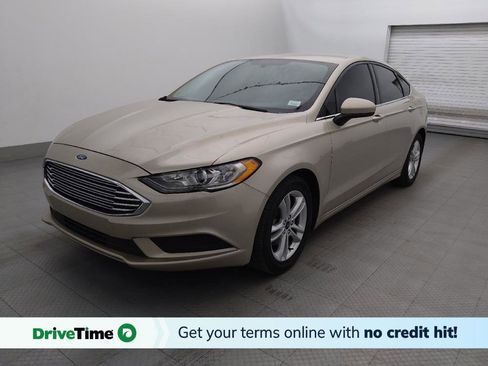Used 2018 Ford Fusion SE w/ Fusion SE Technology Package FWD image 1