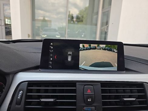 Used 2018 BMW 328d xDrive Wagon AWD/4WD image 18