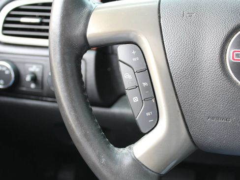 Used 2013 GMC Yukon SLT AWD/4WD image 20