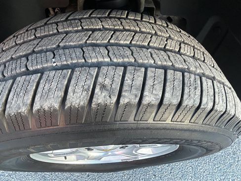 Used 2008 Chevrolet Silverado 1500 LT w/ Power Pack Plus image 11