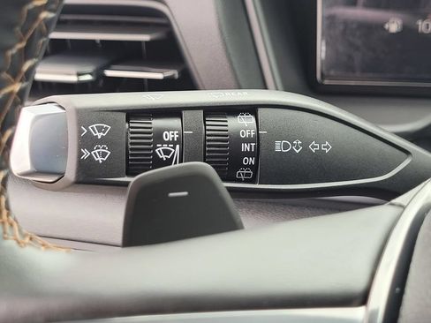 New 2026 GMC Terrain AT4 w/ Technology Package II AWD/4WD image 20