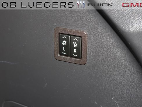 Certified 2023 Buick Enclave Avenir w/ Trailering Package, 5000 lbs. image 23