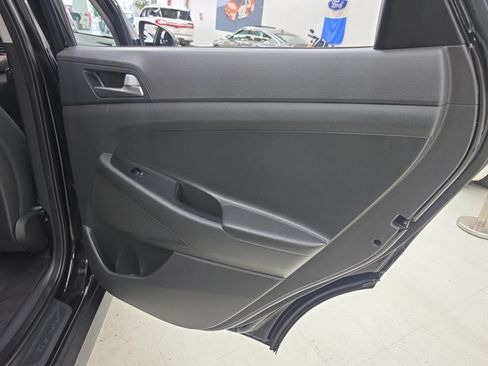 Used 2016 Hyundai Tucson SE w/ Option Group 02 AWD/4WD image 14