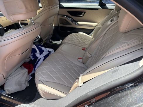 Used 2023 Mercedes-Benz S 580 4MATIC Sedan image 6