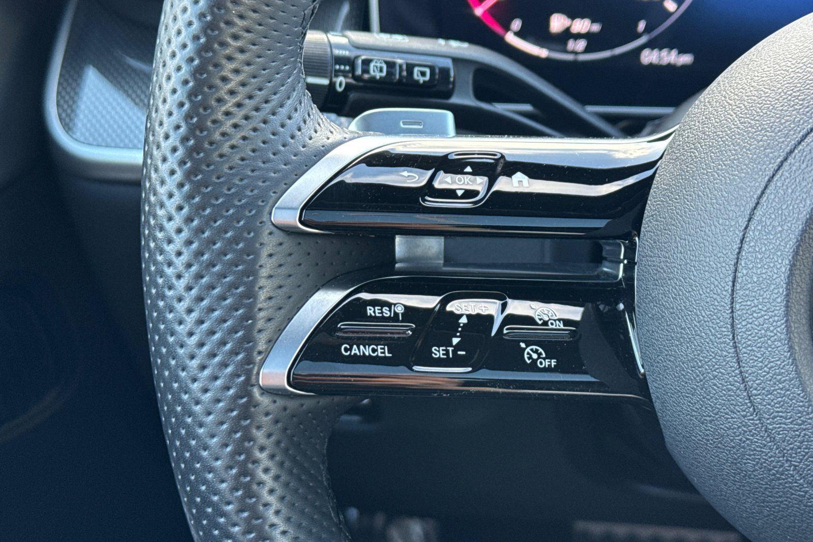 Certified 2026 Mercedes-Benz GLC 300 image 29