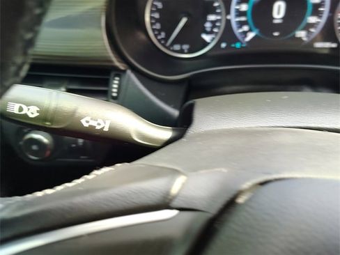 Used 2019 Buick Envision Premium image 23