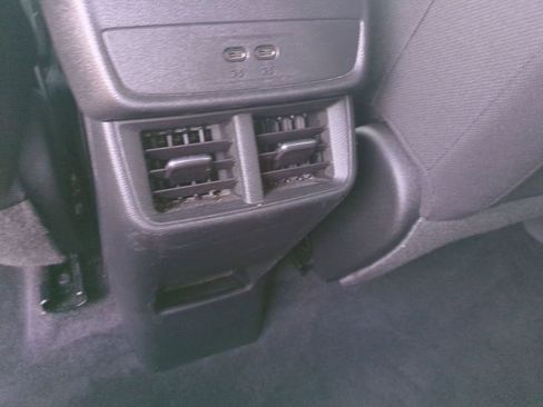 Used 2025 Chevrolet Equinox LT image 21