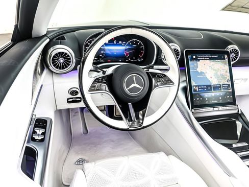 New 2026 Mercedes-Benz Maybach SL 680 image 5