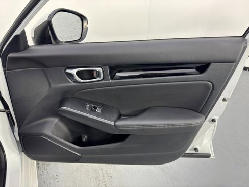 Used 2022 Honda Civic Touring image 42