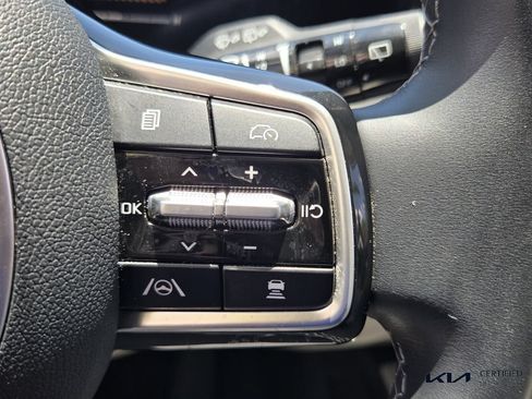 Certified 2025 Kia Sorento S w/ Panoramic Sunroof Package FWD image 26