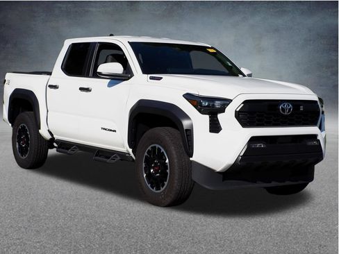 Used 2024 Toyota Tacoma TRD Off-Road AWD/4WD image 62