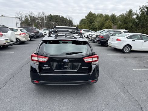 Used 2018 Subaru Impreza 2.0i Premium image 7