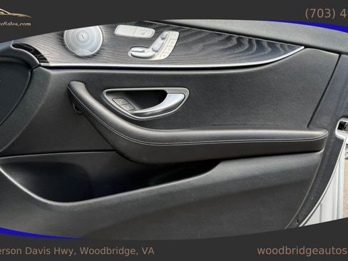 Used 2017 Mercedes-Benz E 300 image 12