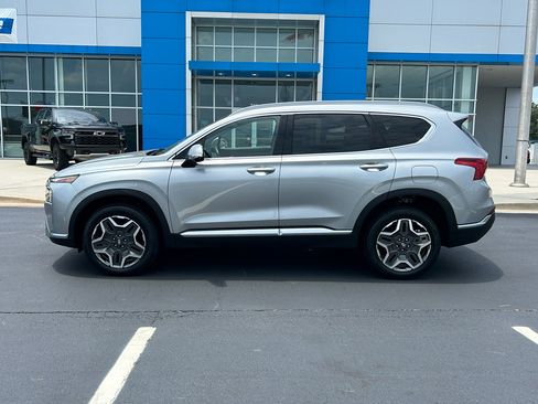 Used 2023 Hyundai Santa Fe Limited image 2