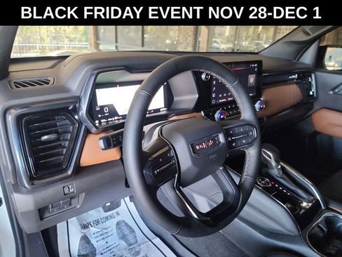 Used 2024 GMC Canyon AT4 w/ AT4 Premium Package image 12